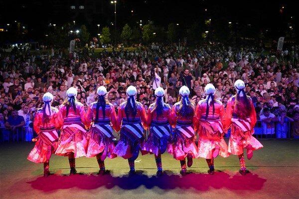 Trabzon Büyükşehir Belediyesi'nce Vakıfbank ana sponsorluğunda bu yıl 3'üncüsü düzenlenen
