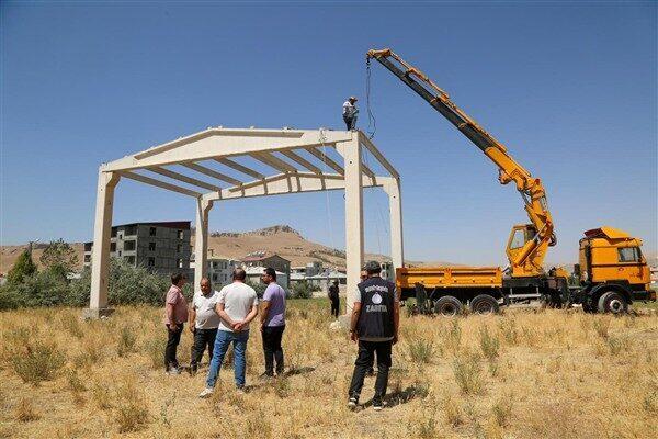 Van Büyükşehir Belediyesi, kent estetiğini korumak, kamuya ait alanların işgal