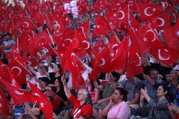 30 Ağustos Zafer Bayramı dolayısıyla Yenimahalle Belediyesi Hizmet Binası ve
