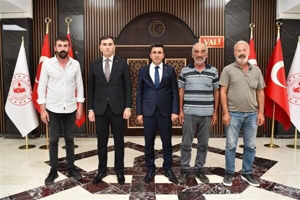 Yıldırım düşmesi sonucu 216 hayvanını kaybeden Mürsel Bulut,  Mehmet Bulut