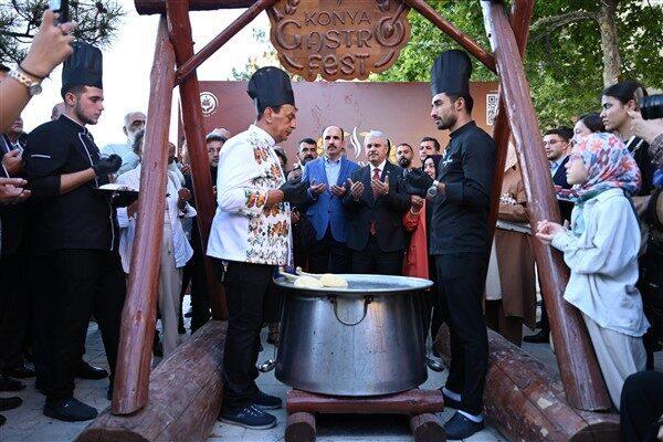 Konya Büyükşehir Belediyesi tarafından bu yıl 3'üncüsü düzenlenen Konya Gastronomi