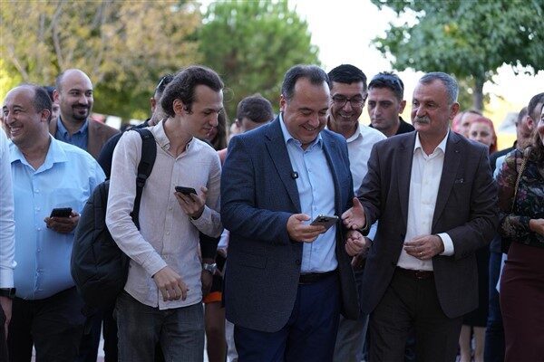 Manisa Büyükşehir Belediyesi’nin vatandaşları sağlıklı yaşama teşvik etmek ve hareketliliği