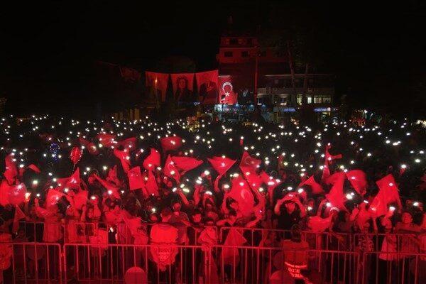 Büyükşehir Belediyesi’nin 30 Ağustos Zafer Bayramı programlarının final durağı ise