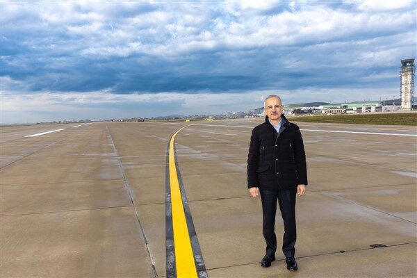 Ulaştırma ve Altyapı Bakanı Abdulkadir Uraloğlu, Rize’de meydana gelen afetin