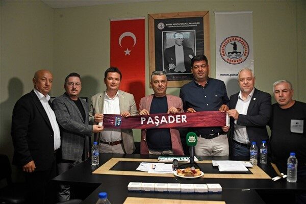 Dernek binasında gerçekleşen buluşmaya; Osmangazi Belediye Başkanı Erkan Aydın’ın yanı