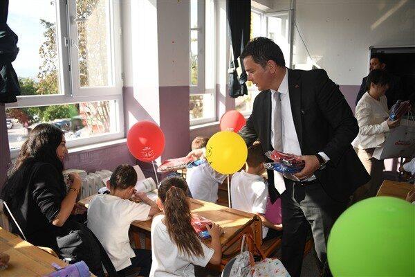 Osmangazi Belediye Başkanı Aydın, 2025-2026 Eğitim Öğretim Yılı’nın ilk gününde