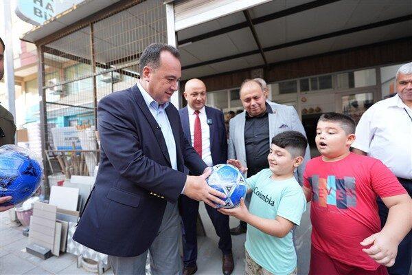 Manisa Büyükşehir Belediye Başkanı Besim Dutlulu, ilçe programında Gölmarmara Belediye