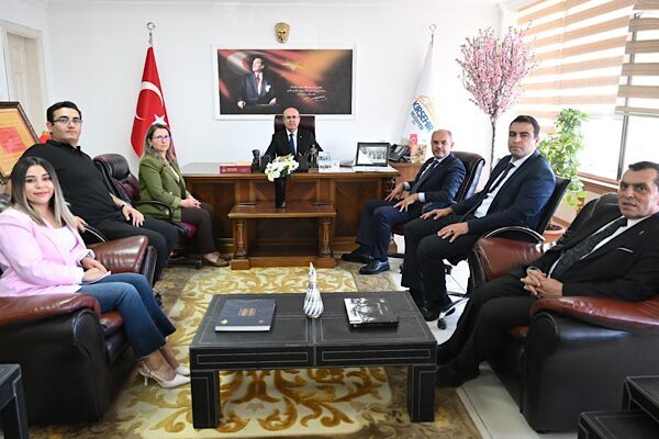 22 Eylül 2025 tarihinde Kırşehir Belediye Başkanı Ekicioğlu'na gerçekleştirilen ziyaretlerde,