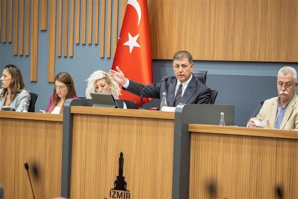 Meclis oturumu bugün sabah saatlerinde Balçova Salih İşgören Polis Merkezi’ne
