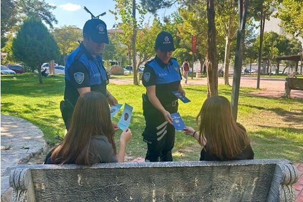 Batman İl Emniyet Müdürlüğü Toplum Destekli Polislik Şube Müdürlüğü ekipleri,