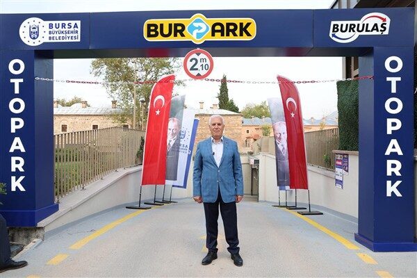 280 araç kapasiteli ve 4 katlı kapalı otopark, haftanın 7