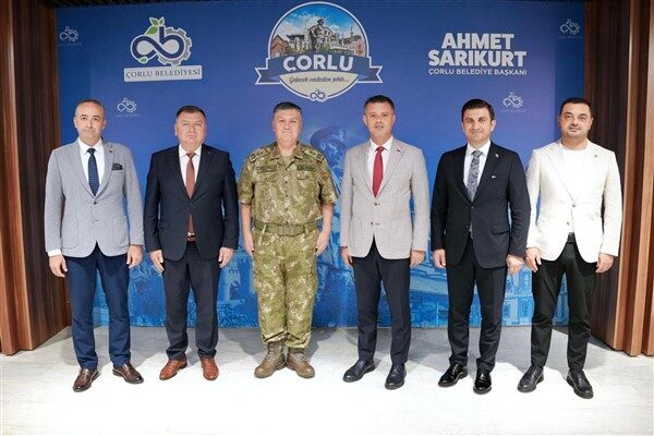 Çorlu 5. Kolordu ve Garnizon Komutanı Tümgeneral Mehmet Cafer Aksoytürk,