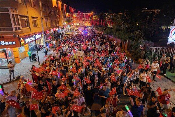 30 Ağustos Zafer Bayramı, Çorlu'da düzenlenen törenlerle kutlandı. Çorlu Belediye