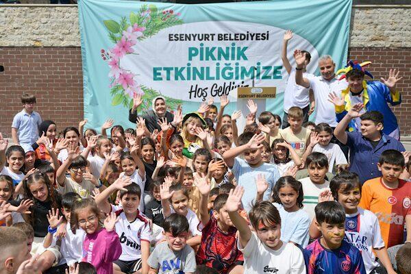 Esenyurt Belediyesi tarafından yaz boyunca sürdürülen piknik etkinliği bu hafta