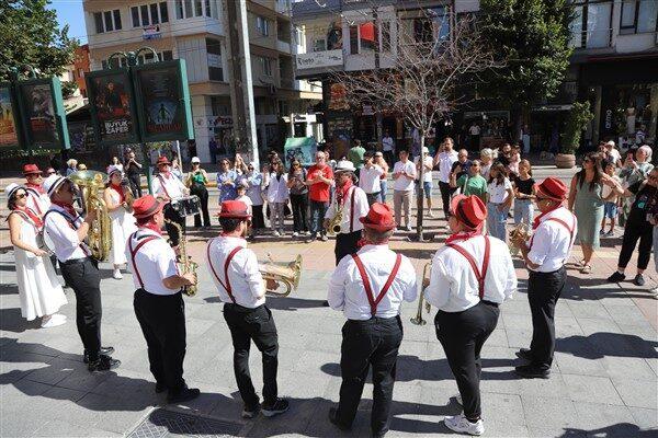 Eskişehir Büyükşehir Belediyesi Kültür ve Sosyal İşler Dairesi Başkanlığı tarafından