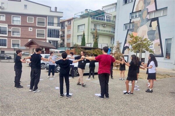 İzmir Büyükşehir Belediye Başkanı Kadın ve Aile Hizmetleri Dairesi Başkanlığı'na
