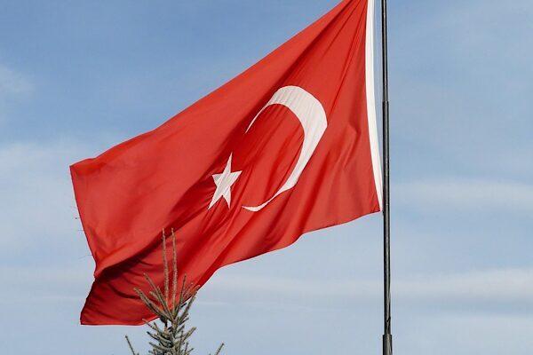 İçişleri Bakanı  Yerlikaya, İzmir Balçova’daki Salih İşgören Polis Merkezi’ne düzenlenen