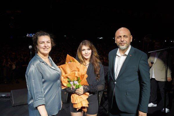 Orhangazi Belediyesi tarafından düzenlenen GaziFest Gençlik Festivali, ikinci gününde Ayşegül