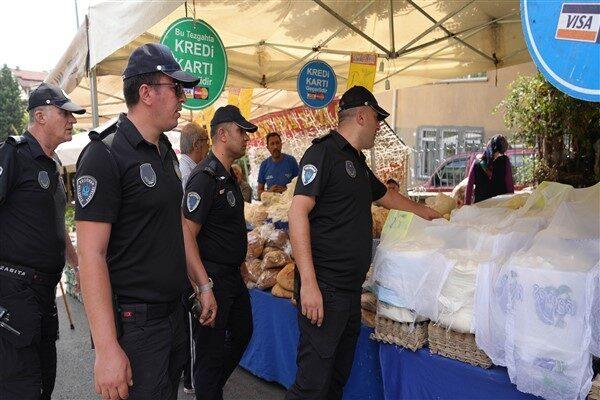 Zabıta ekipleri; fiyatların şeffaf olması, etiketlerin anlaşılır şekilde yazılması, tezgahların