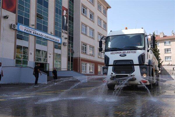 Keçiören Belediyesi, ilçe genelindeki okullarda kapsamlı bir temizlik ve çevre