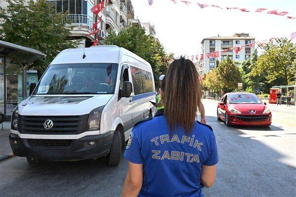 Manisa Büyükşehir Belediyesi Zabıta Dairesi Başkanlığı ekipleri, denetimlerine devam ediyor.