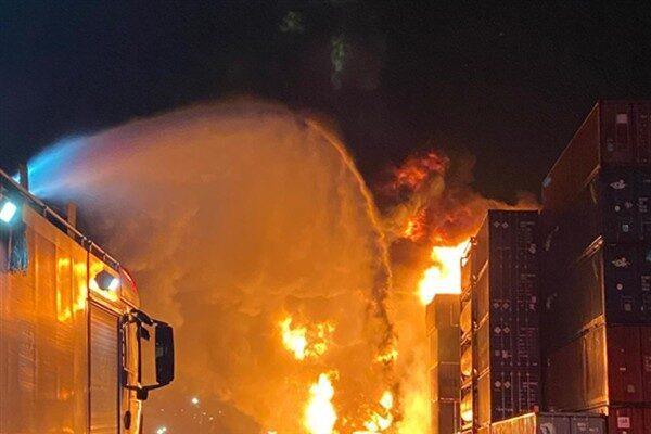 İzmir'in Aliağa ilçesinde faaliyet gösteren Nemport Limanı’nda sabaha karşı 04.00
