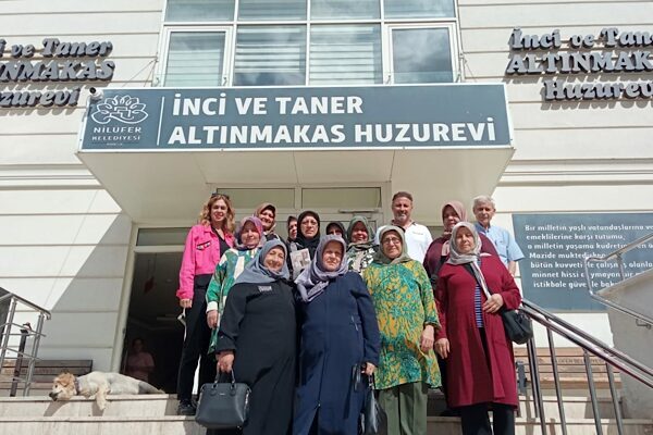 Nilüfer’de faaliyetlerini sürdüren Büyükbalıklı ve Çatalağıl Kadın Dernekleri üyeleri, İnci