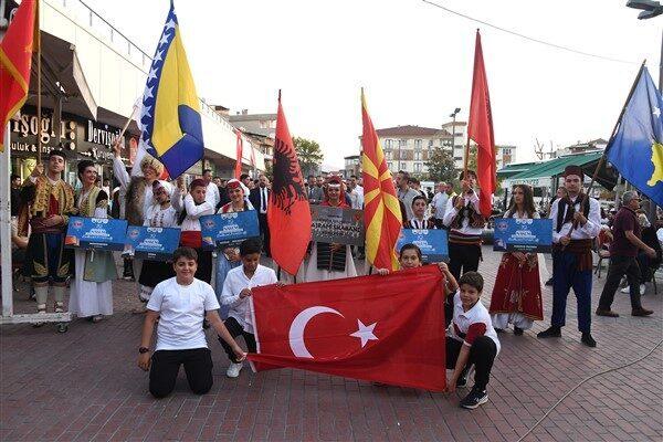 Bu yıl 19’uncusu düzenlenen Uluslararası NAKEM Osmangazi Belediyesi Balkan Festivali