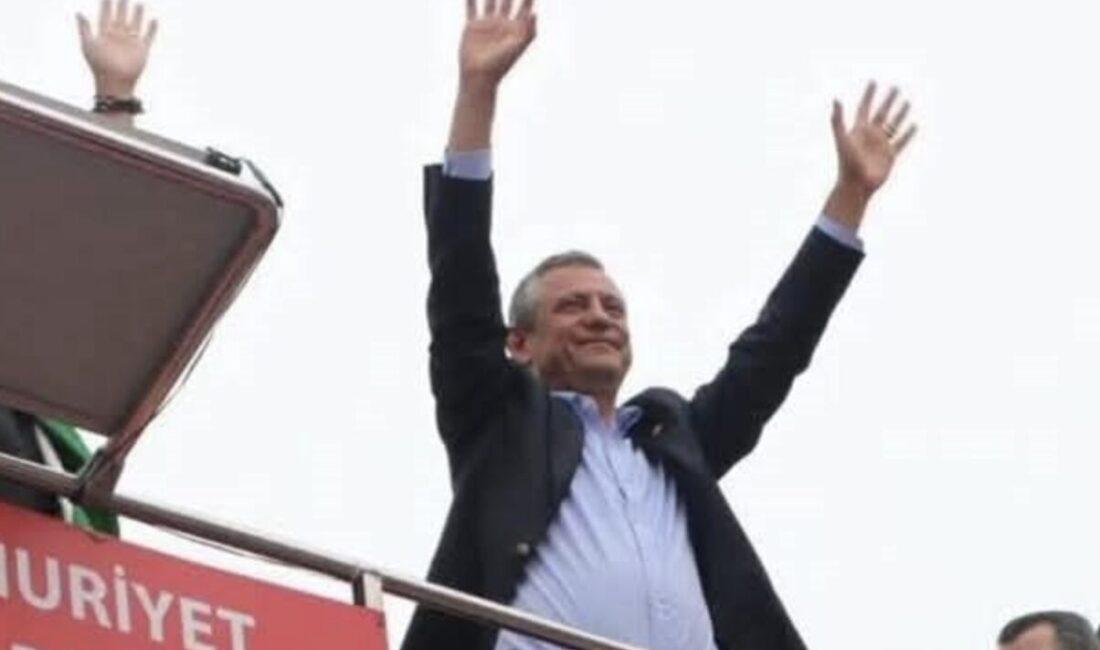 CHP Genel Başkanı Özgür Özel, partisinin Gençlik Kolları tarafından düzenlenen
