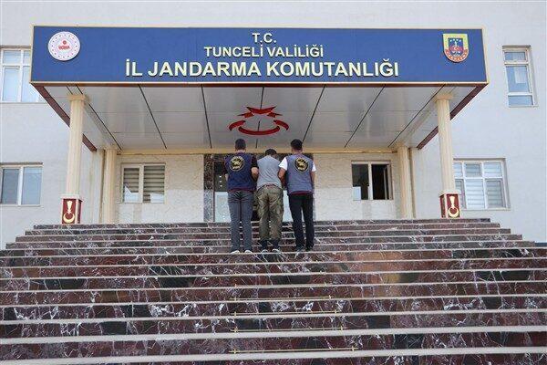 Tunceli İl Jandarma Komutanlığı ekipleri, aranan suçlulara yönelik operasyon düzenledi.