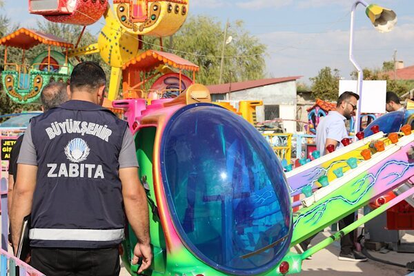 Van Büyükşehir Belediyesi tarafından, vatandaşların güvenliğini sağlamak amacıyla lunaparklarda güvenlik