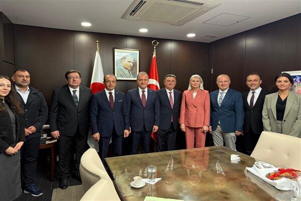 Heyette, Zonguldak Belediye Başkanı Tahsin Erdem, Çanakkale Belediye Başkanı Muharrem