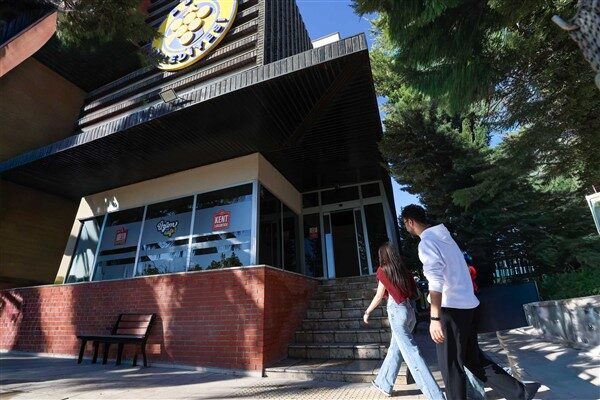 18-29 yaş arasında Buca’da ikamet eden gençler ve ön lisans,