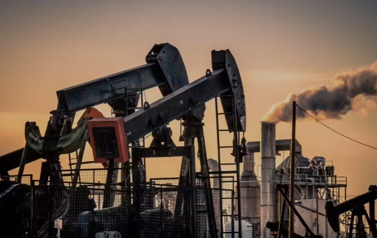 Böylece, OPEC ile Rusya ve bazı küçük üreticilerden oluşan grup,