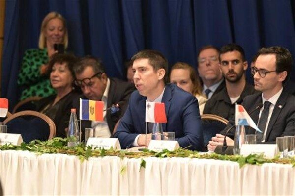 Moldova Başbakan Yardımcısı ve Dışişleri Bakanı Popşoi, Rusya'nın, Sumi'nin Shostka kentindeki