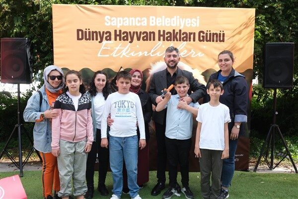 Etkinlikler, Bahçeşehir Koleji öğrencilerinin hazırladığı “Dostlarımızın Melodisi” resim sergisinin açılışı