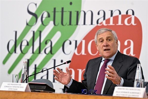 İtalya Başbakan Yardımcısı ve Dışişleri Bakanı Tajani, televizyon programı sırasında
