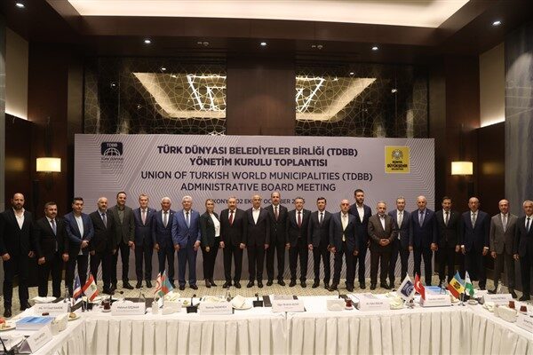 Başkan Altay, toplantının en önemli gündeminin Gazze meselesi olduğunu vurgulayarak,