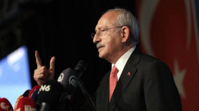 Kılıçdaroğlu: “Devlet, Yolsuzluğa Bulaşanı Makamına Bakmadan Hesap Vermeye Zorlamalı” Kemal Kılıçdaroğlu, yolsuzlukla mücadelede devletin tavizsiz olması gerektiğini söyleyerek “Sağ