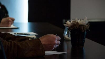 Görüşmede iki ülke arasındaki ikili ilişkilerin olumlu seyri değerlendirilirken; ekonomi,