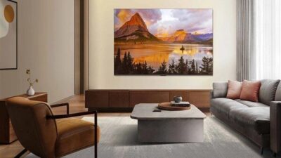 Şirketin 2025 serisinin amiral gemisi modelleri olan 98 P8K QLED