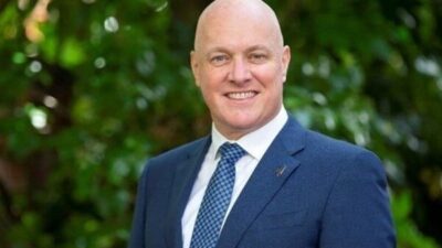 Yeni Zelanda Başbakanı Luxon’dan film endüstrisine destek mesajı Luxon, “‘A Remarkable Place to Die’ filmi tam da bunu