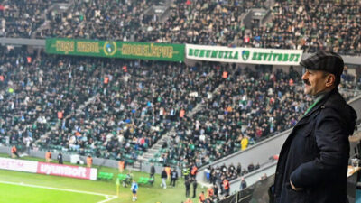 Kocaeli Valisi İlhami Aktaş, Süper Lig’in 15’inci haftasında Kocaelispor ile